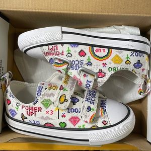 New with Box- Size 7 (US) Toddler Girl Converse Sneakers with Velcro closure